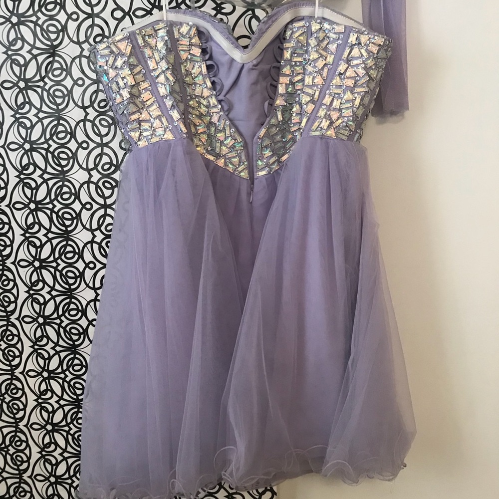 Dress - Picture 2 of 3